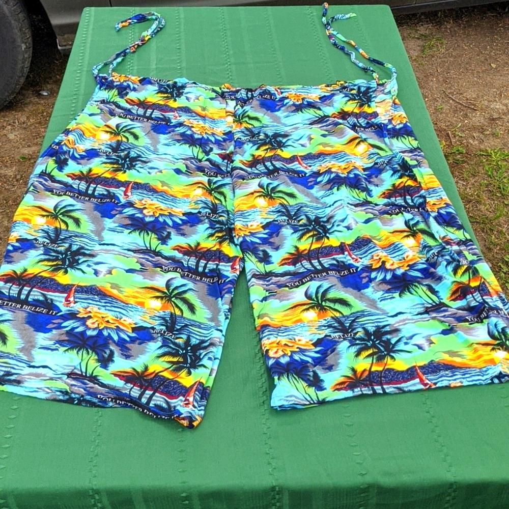 Belize pants tropical print look like a skirt tie on #summer